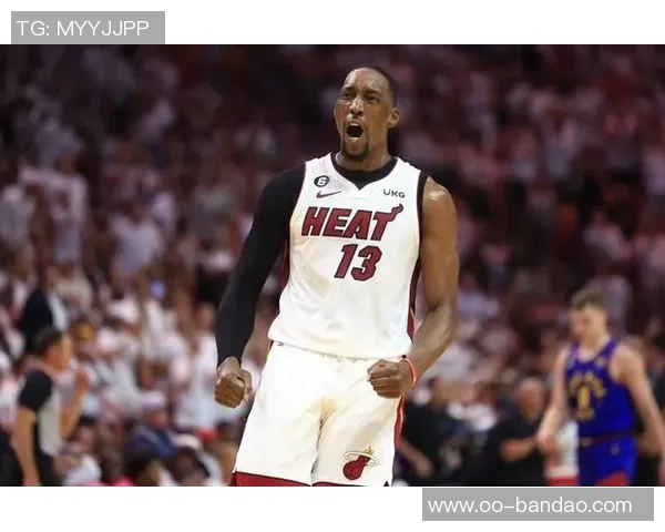 埃奇库姆表现出色四记三分助球队获胜贡献14分6篮板4助攻正负值11成为首发最高